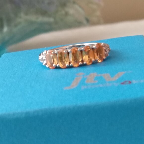 Spessartite garnet, & diamond ring size 6 - Picture 4 of 6